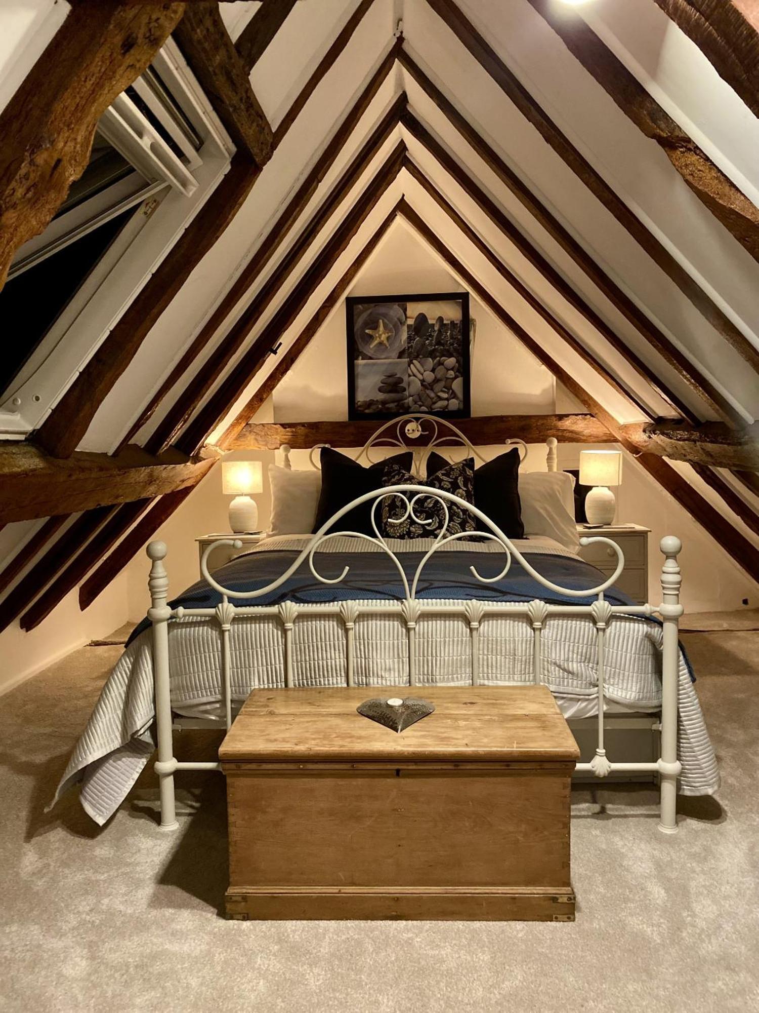 Chestnut Tree Cottage, 7 High Street Ardingly Buitenkant foto