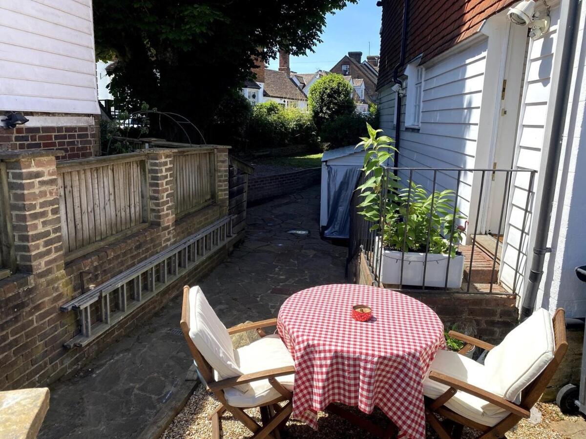 Chestnut Tree Cottage, 7 High Street Ardingly Buitenkant foto