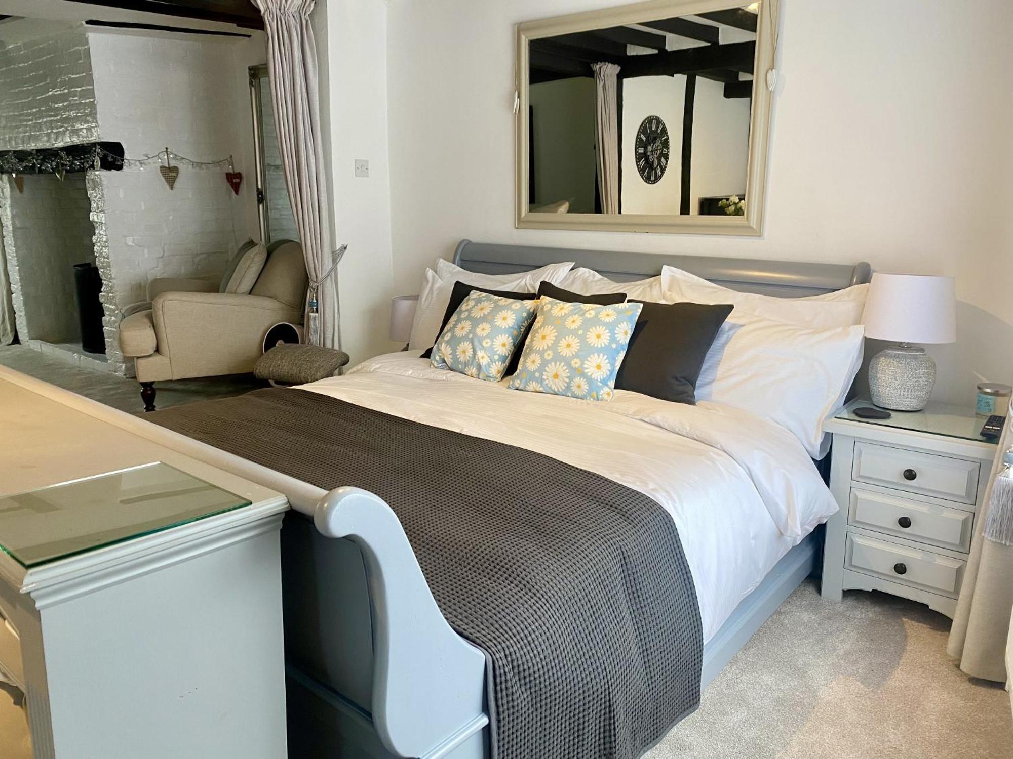 Chestnut Tree Cottage, 7 High Street Ardingly Buitenkant foto